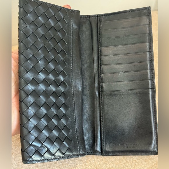 Bottega Veneta Intrecciato Leather Long Black Bifold Wallet - Unisex - Picture 7 of 13